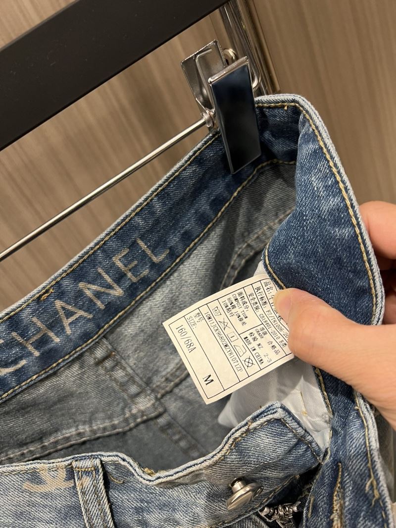 Chanel Jeans